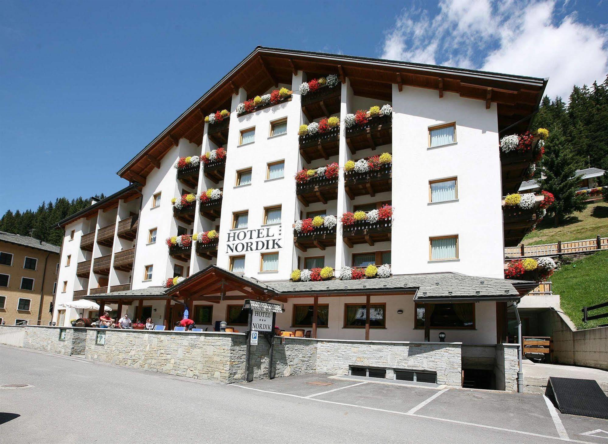 Hotel Nordik سانتا كاترينا فالفورفا المظهر الخارجي الصورة